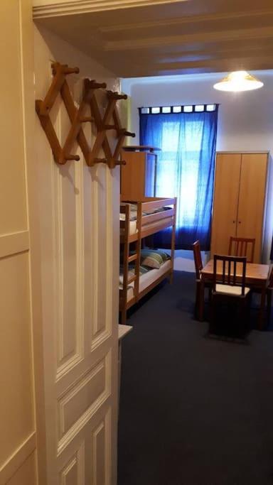 Simple Apartment 10 Minutes To Downtown ウィーン エクステリア 写真